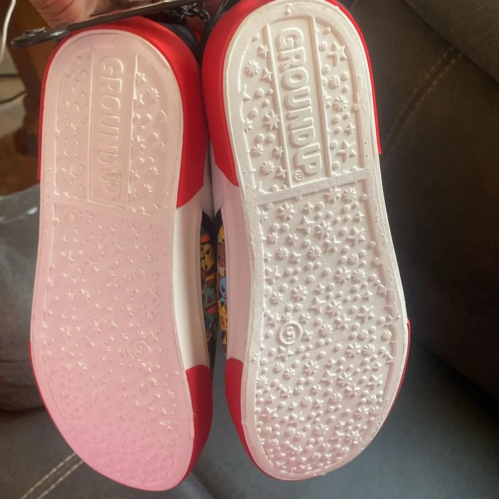 NWT Kids Unisex Pokémon sneakers 5 - Picture 5 of 6
